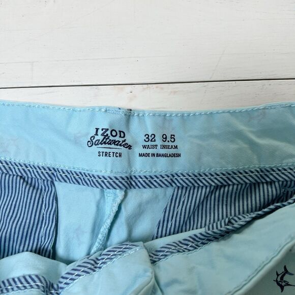 Izod Saltwater Stretch Men’s Chino Shorts Size 32 Blue Allover Swordfish Print - Picture 4 of 5